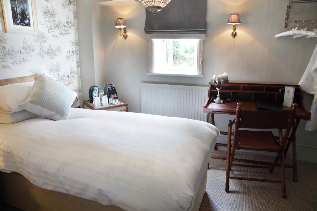 Flower Pot Hotel Sunbury-on-Thames Habitación foto